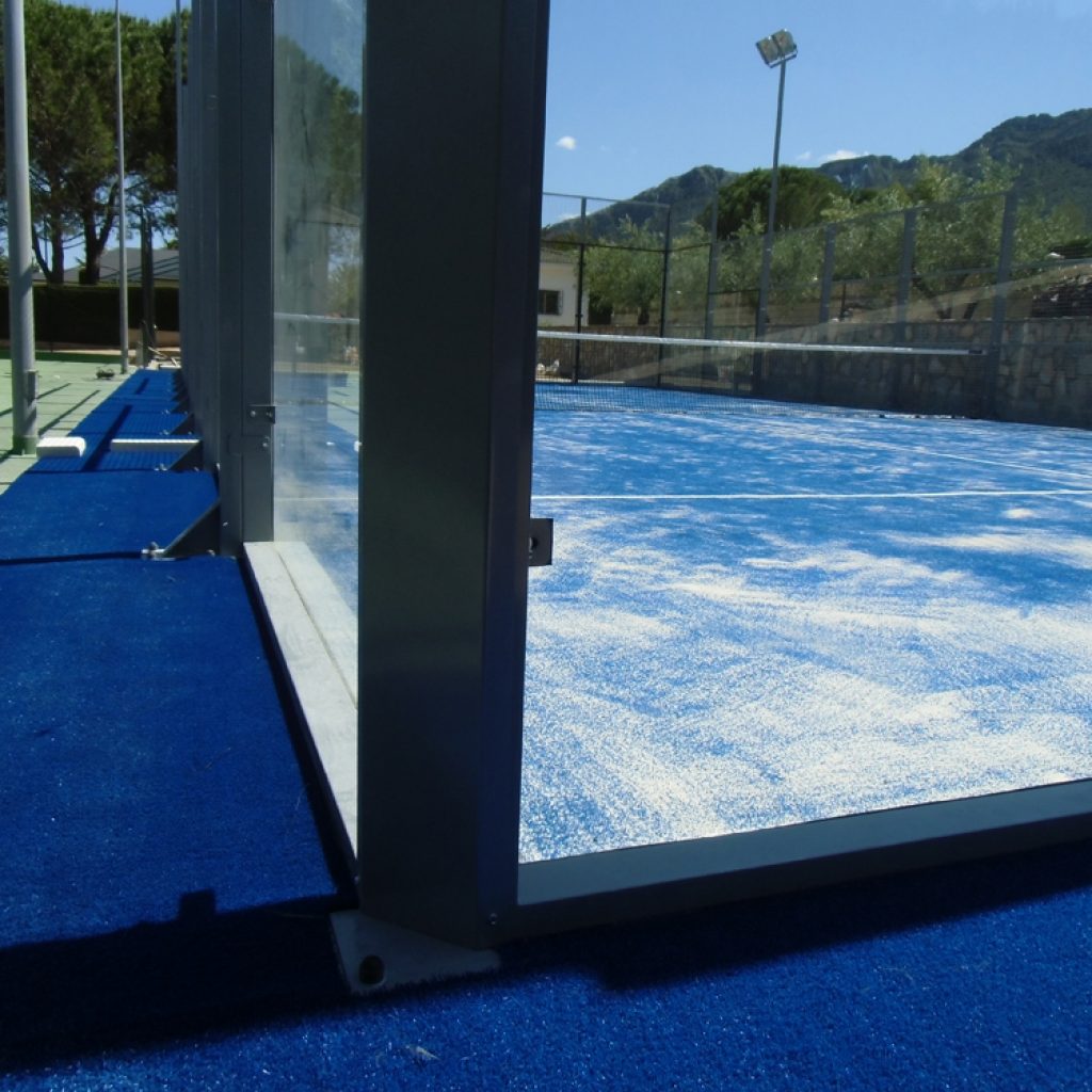 manufacture and construction of Padel Courts