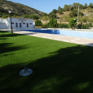 Jardines con Césped Artificial. Césped residencial piscina